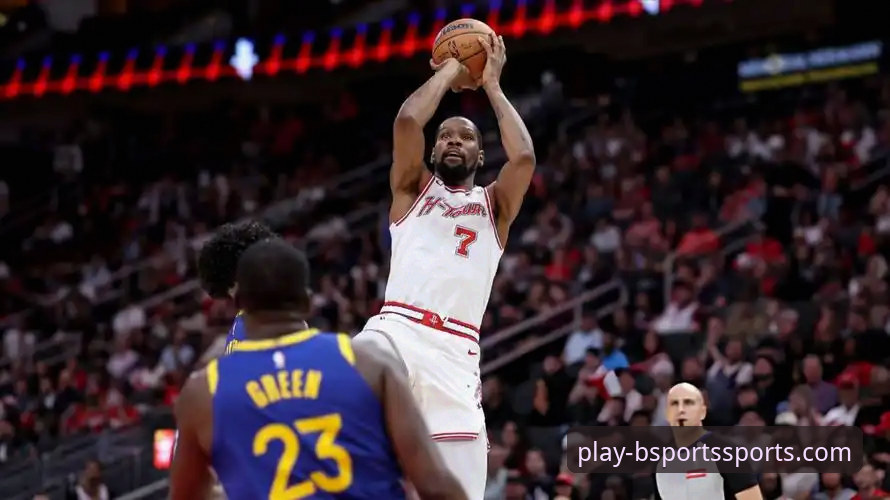 3个关键回合与1次争议判罚：深度复盘勇士加时险胜火箭的战术博弈